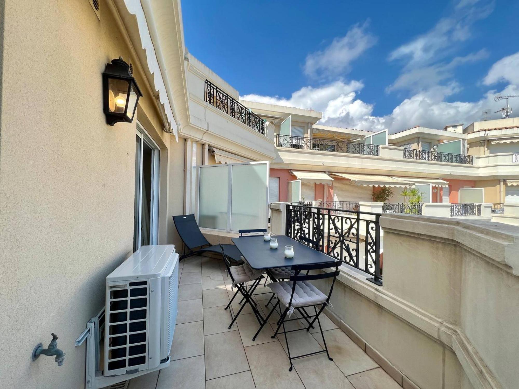 'Le Victoria Beach' Vue Mer Plein Centre, Spacieux Menton Exterior foto